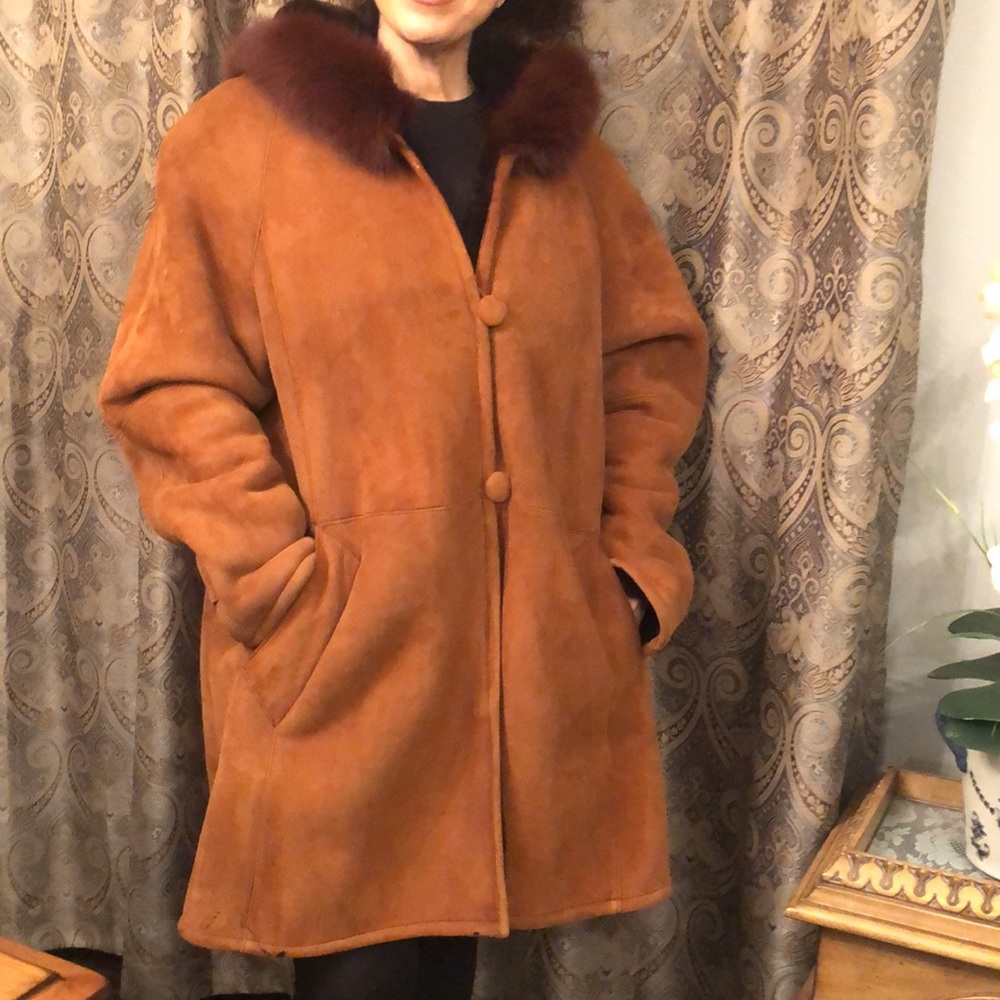Beautiful Searle Blatt shearling coat fur hood